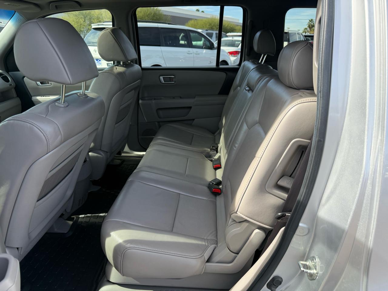 Honda Pilot 2WD 4dr EX-L 2011