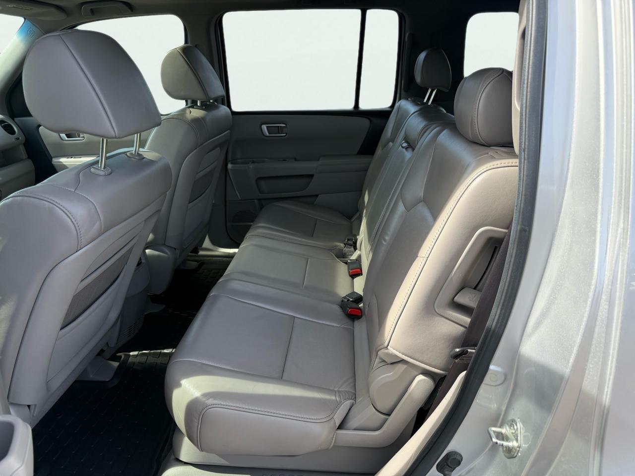 Honda Pilot 2WD 4dr EX-L 2011