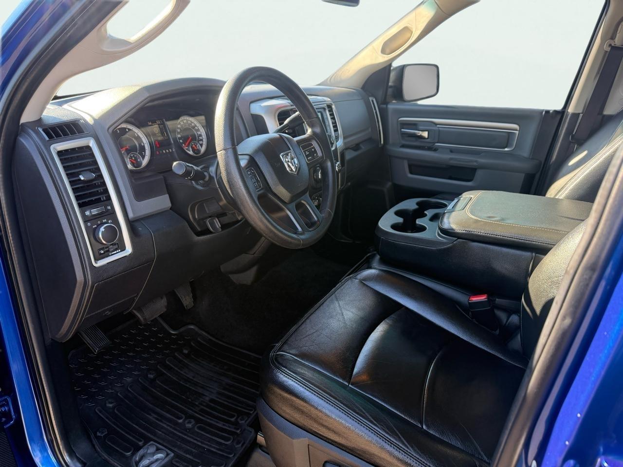 RAM 2500 SLT 4x4 Crew Cab 6'4" Box 2017