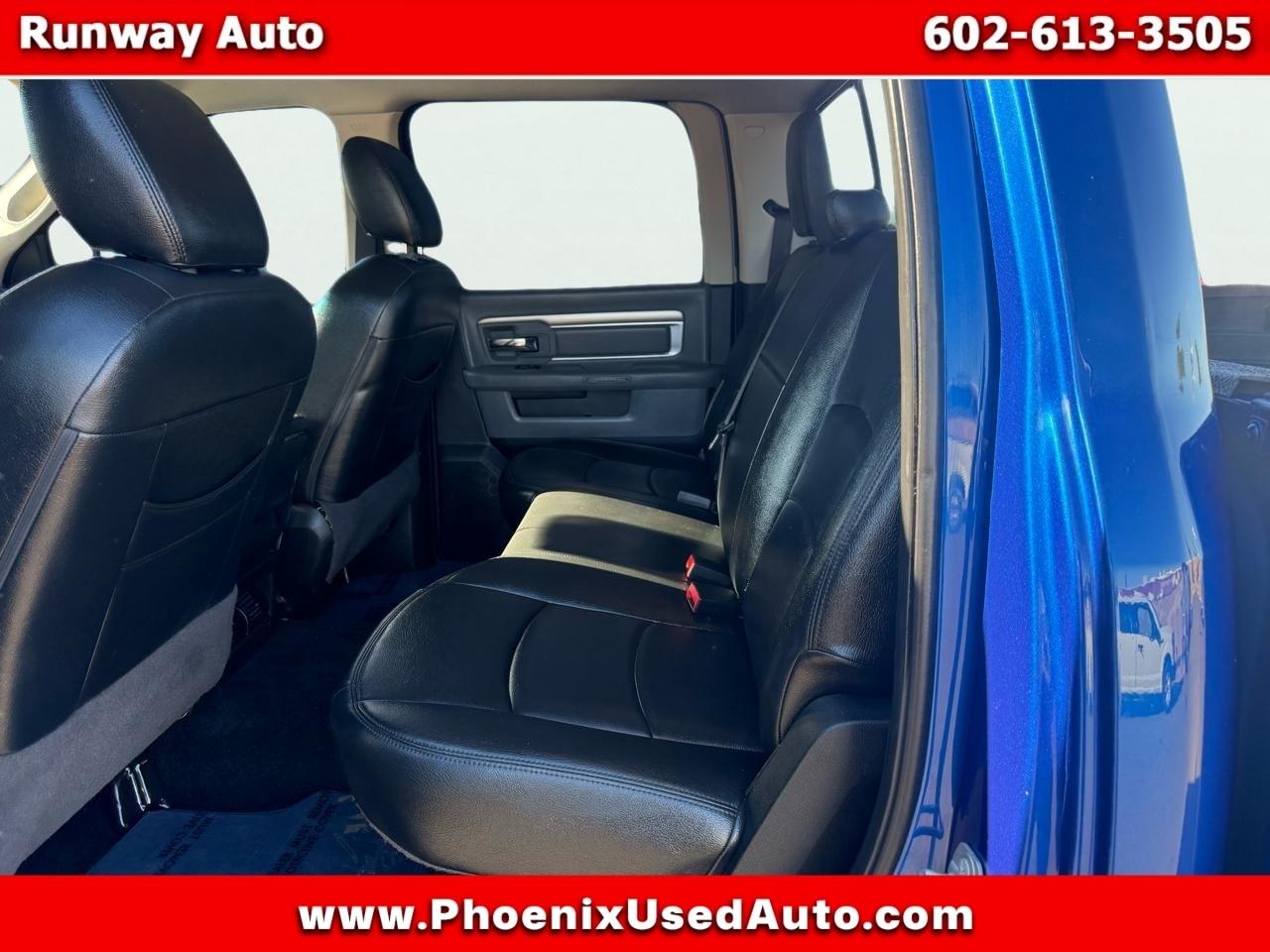 RAM 2500 SLT 4x4 Crew Cab 6'4" Box 2017