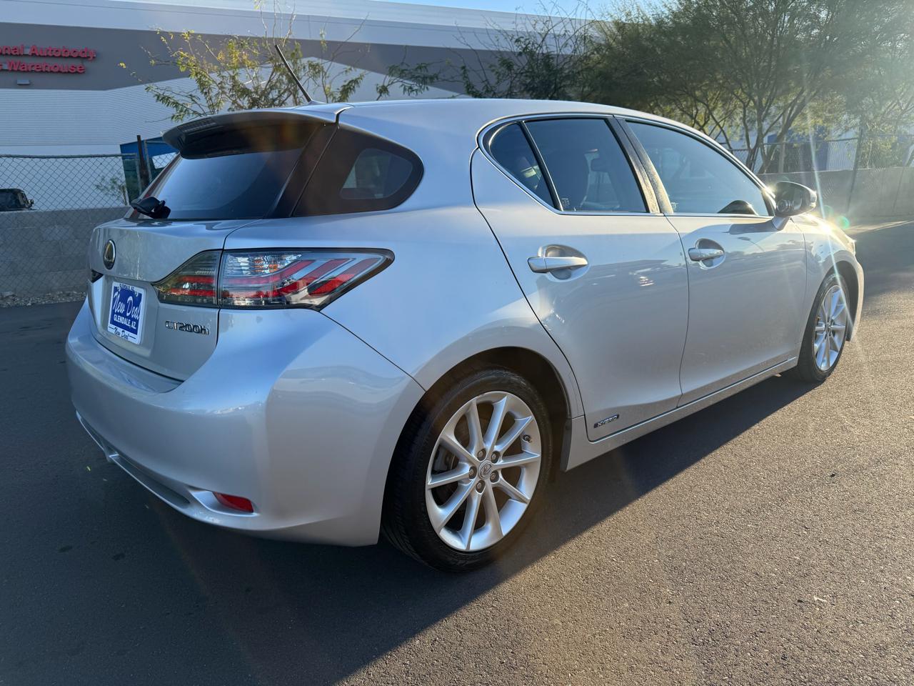 Lexus CT 200h FWD 4dr Hybrid 2011