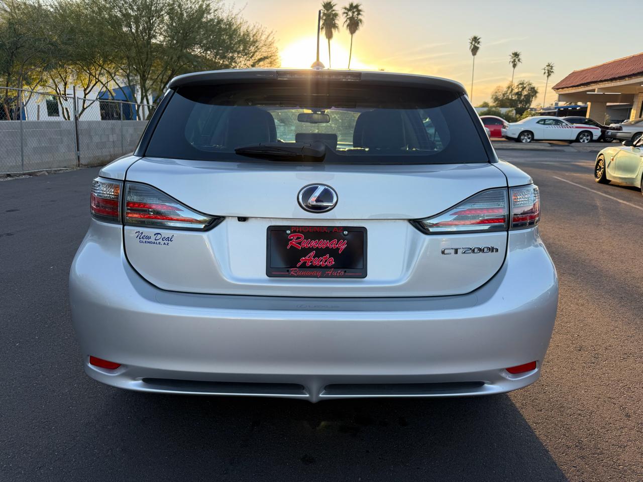 Lexus CT 200h FWD 4dr Hybrid 2011