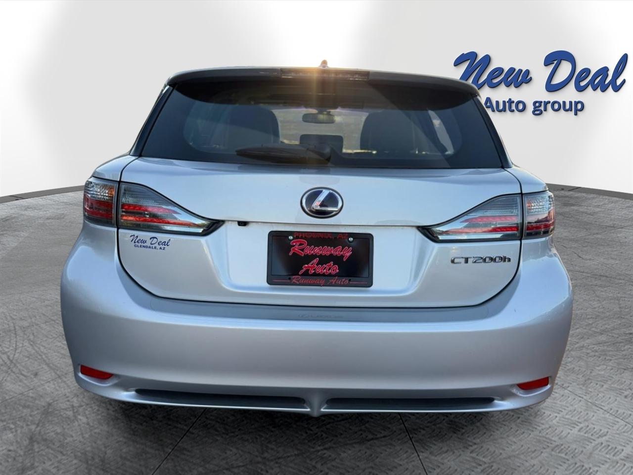 Lexus CT 200h FWD 4dr Hybrid 2011