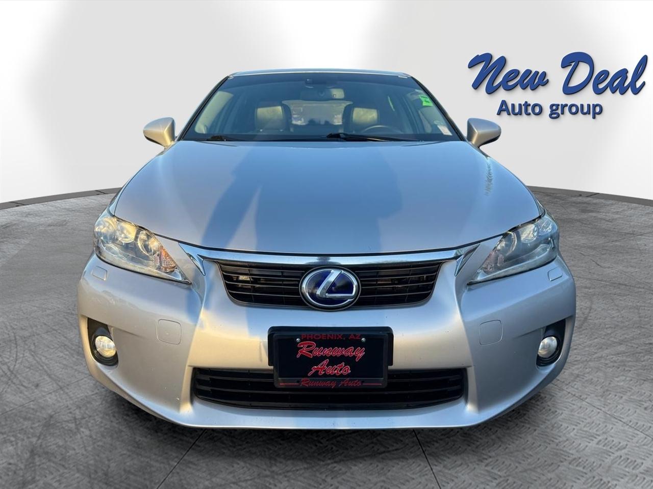 Lexus CT 200h FWD 4dr Hybrid 2011