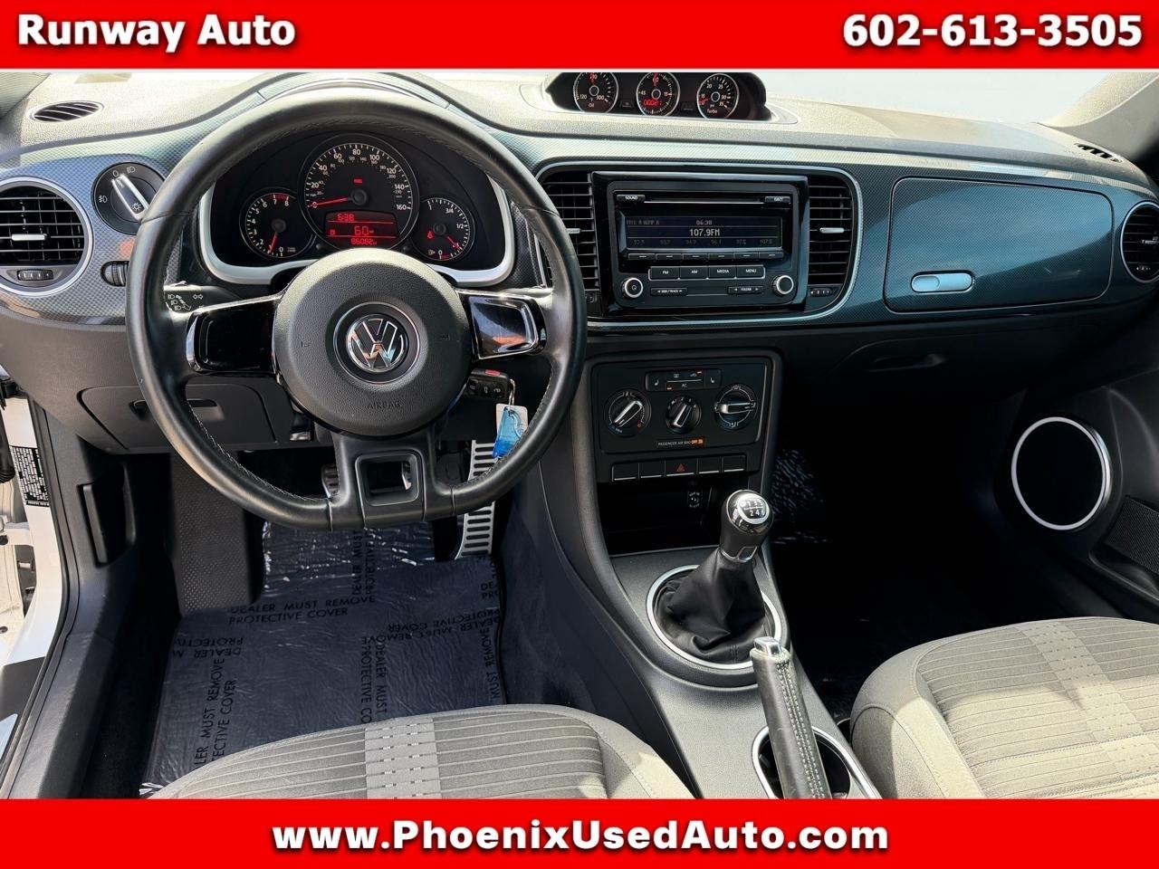 Volkswagen Beetle 2dr Cpe Man 2.0T Turbo PZEV 2012