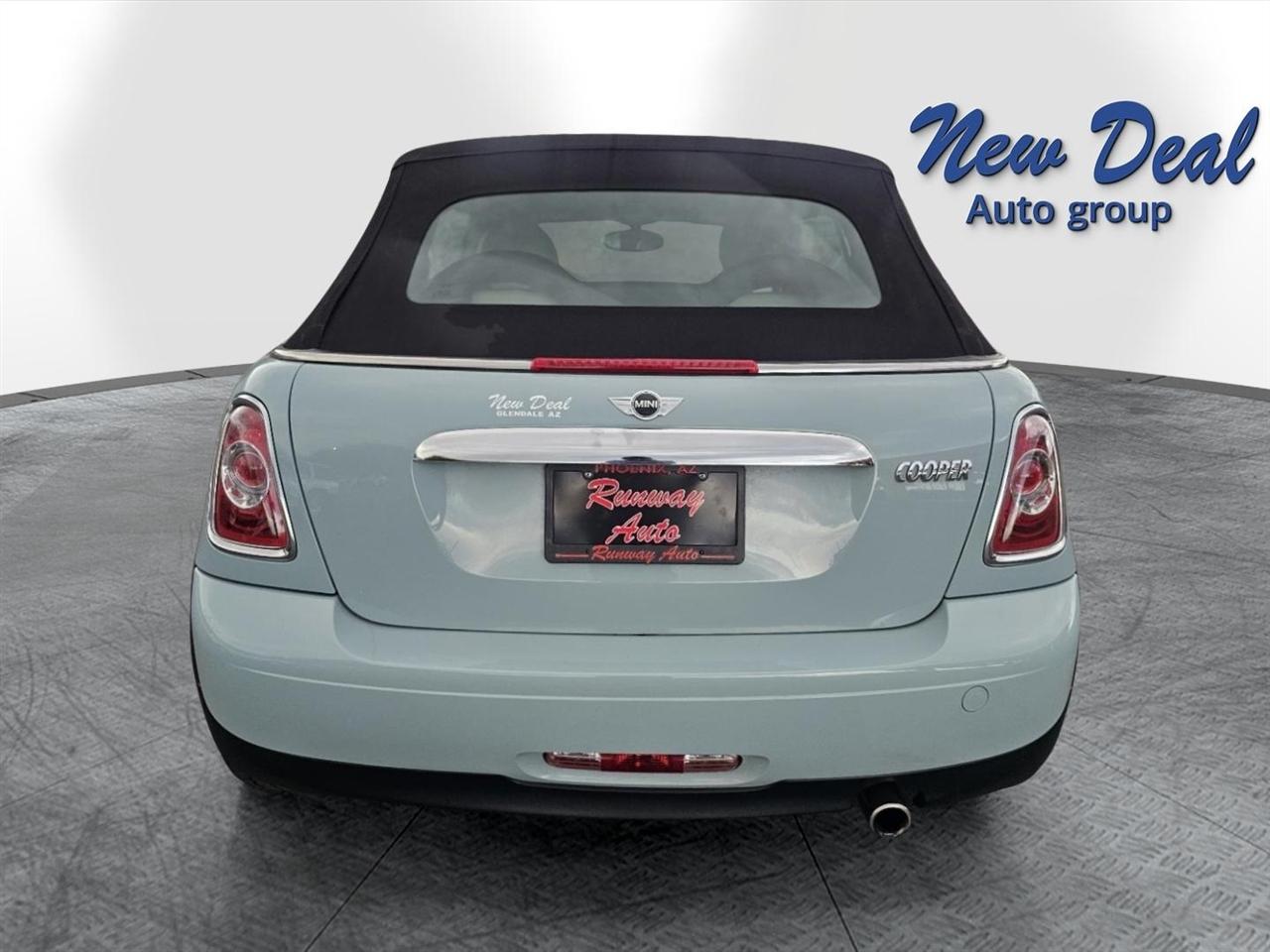 MINI Cooper Convertible 2dr 2011