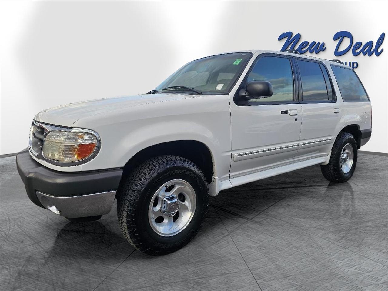 Ford Explorer 4dr 112" WB XLT 2000