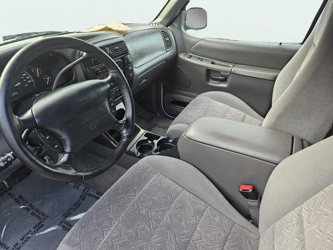 Ford Explorer 4dr 112" WB XLT 2000