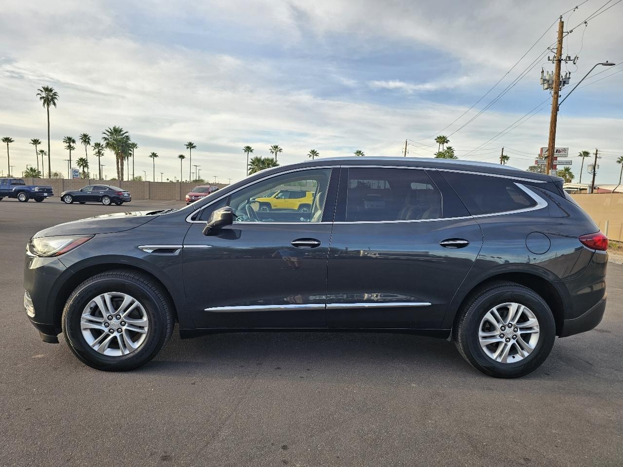 Buick Enclave FWD 4dr Essence 2018