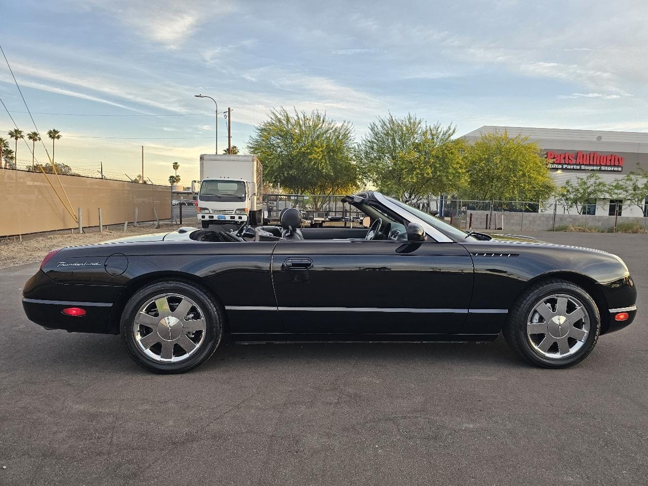 Ford Thunderbird 2dr Conv w/Hardtop Premium 2002