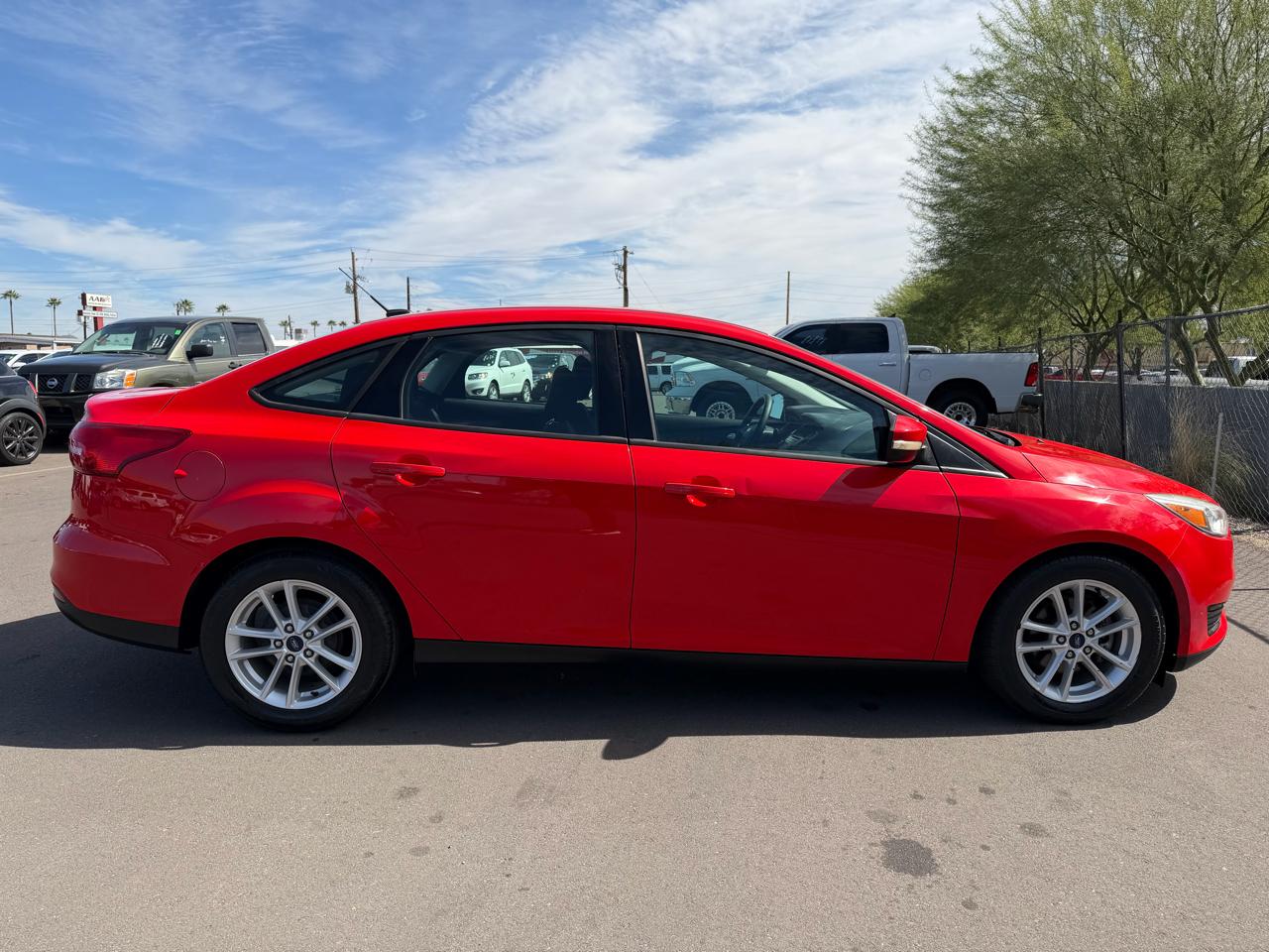 Ford Focus SE Sedan 2017