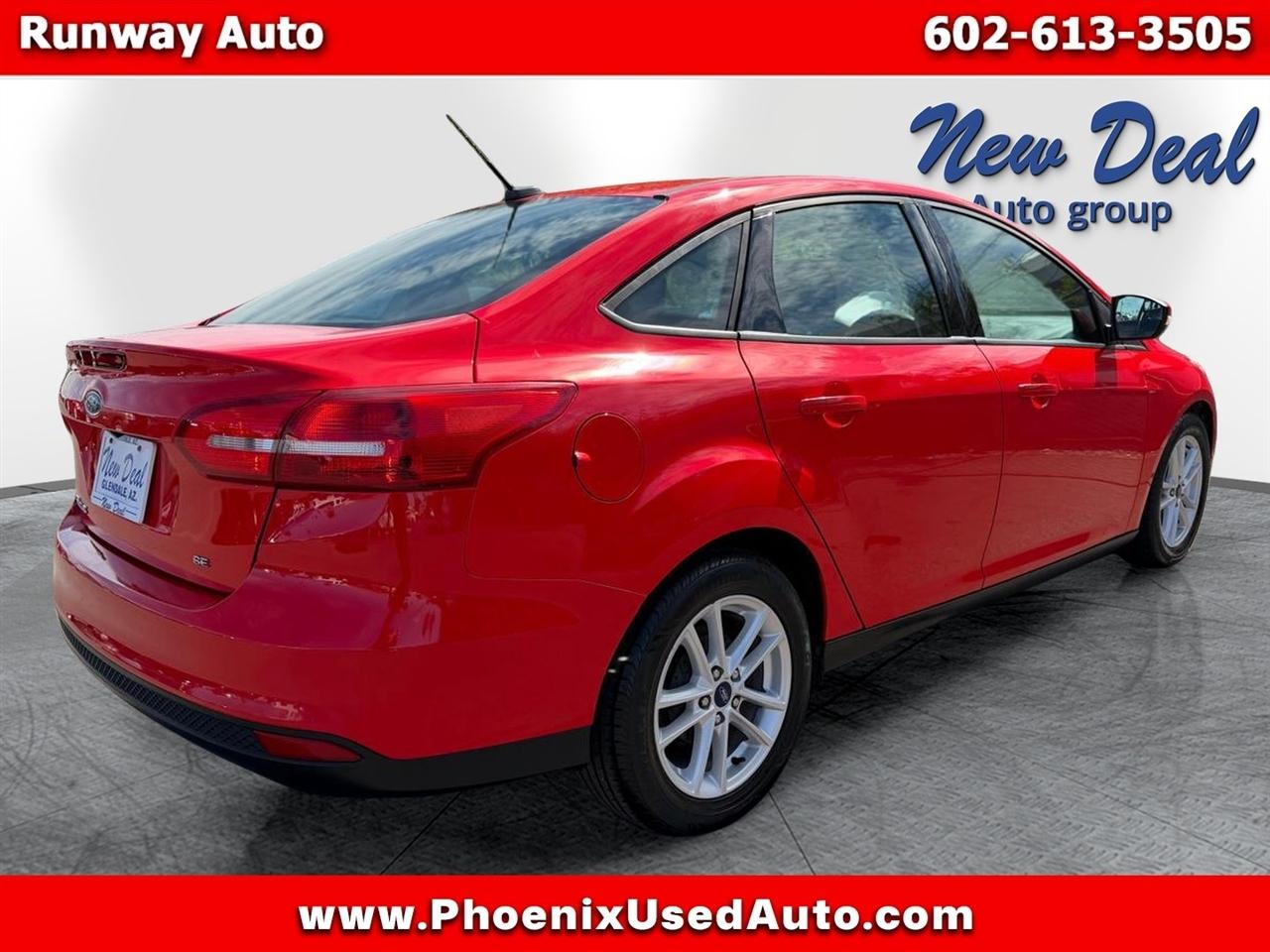 Ford Focus SE Sedan 2017