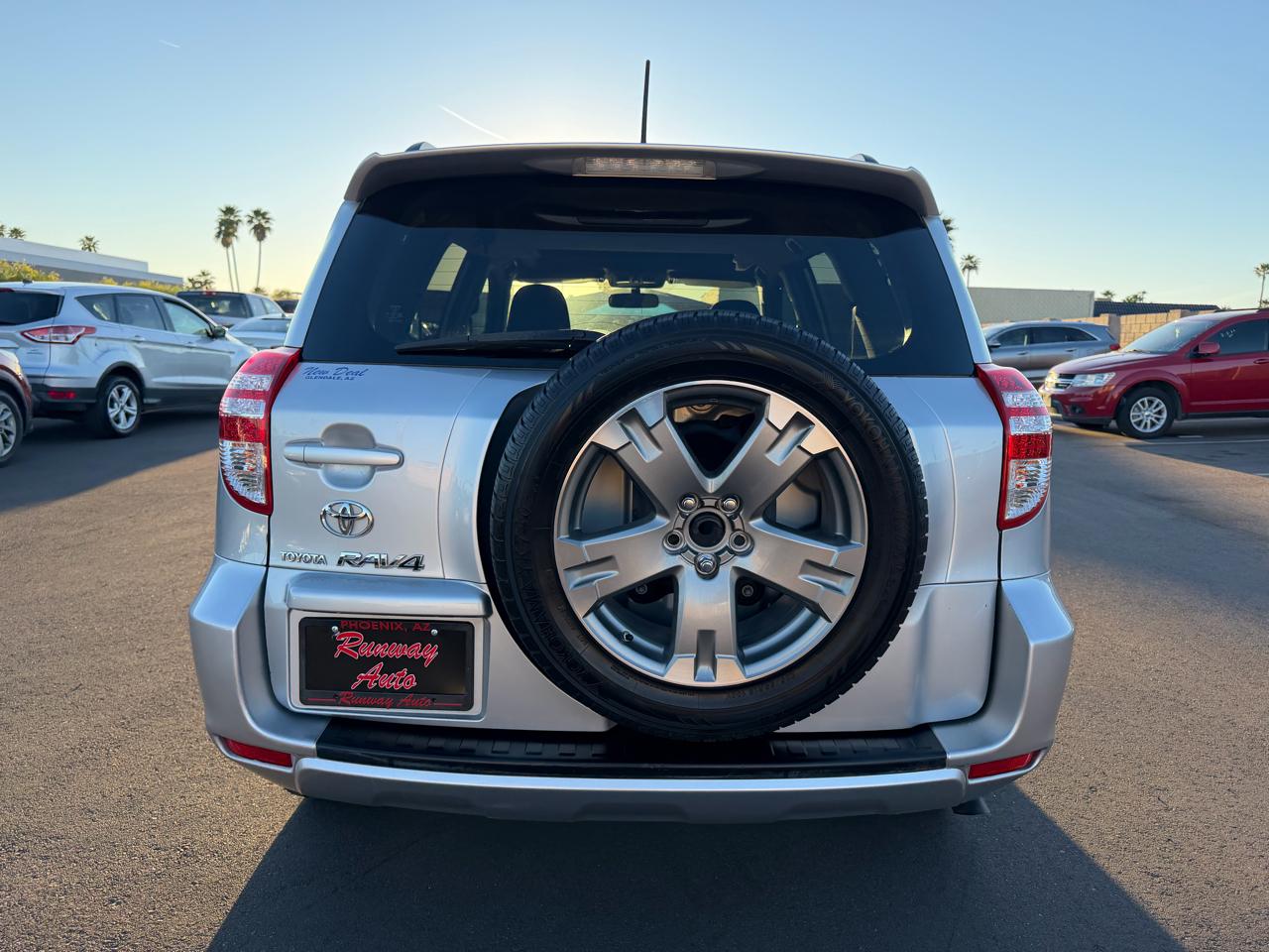 Toyota RAV4 FWD 4dr V6 5-Spd AT Sport (Natl) 2009