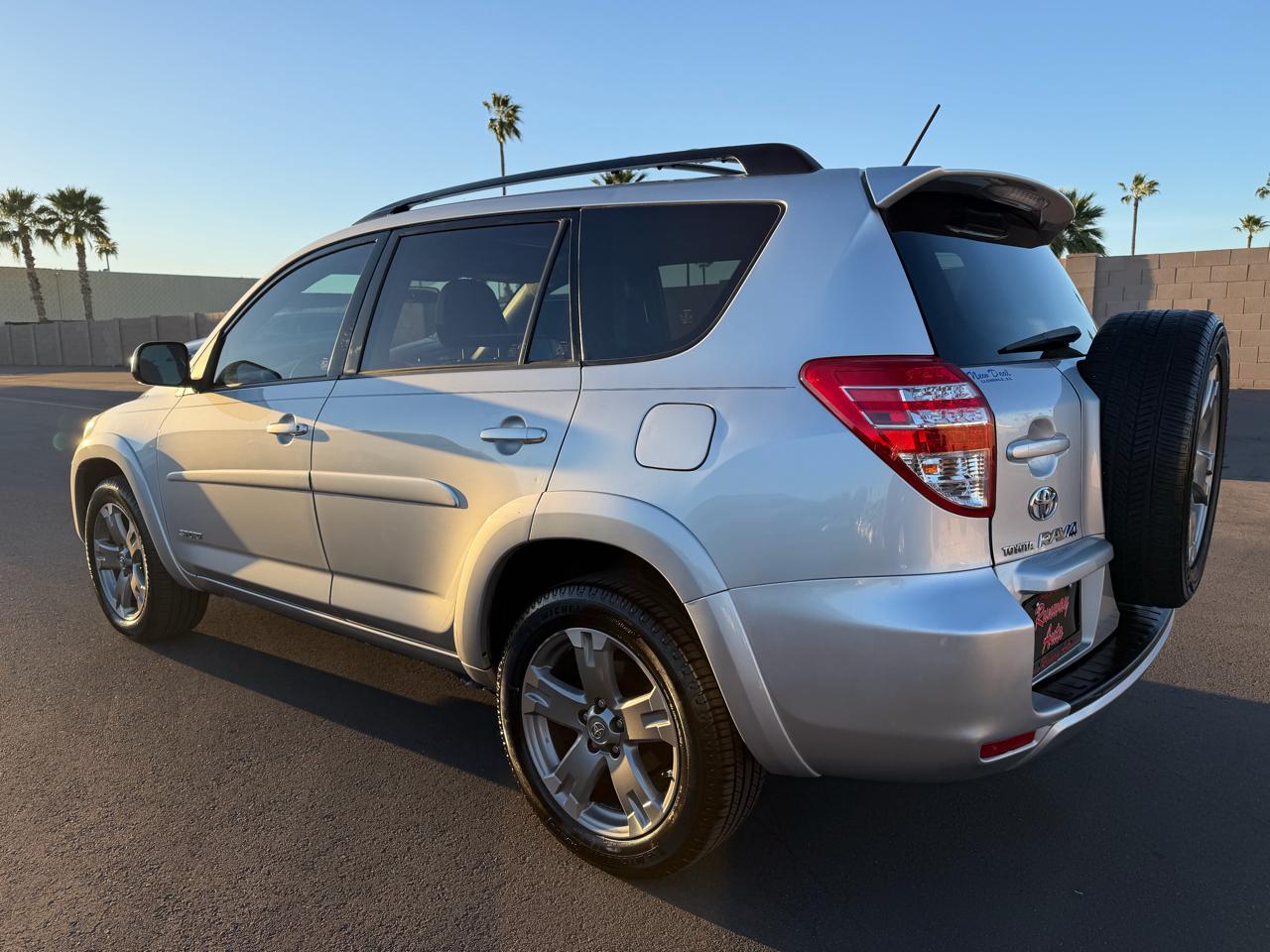 Toyota RAV4 FWD 4dr V6 5-Spd AT Sport (Natl) 2009