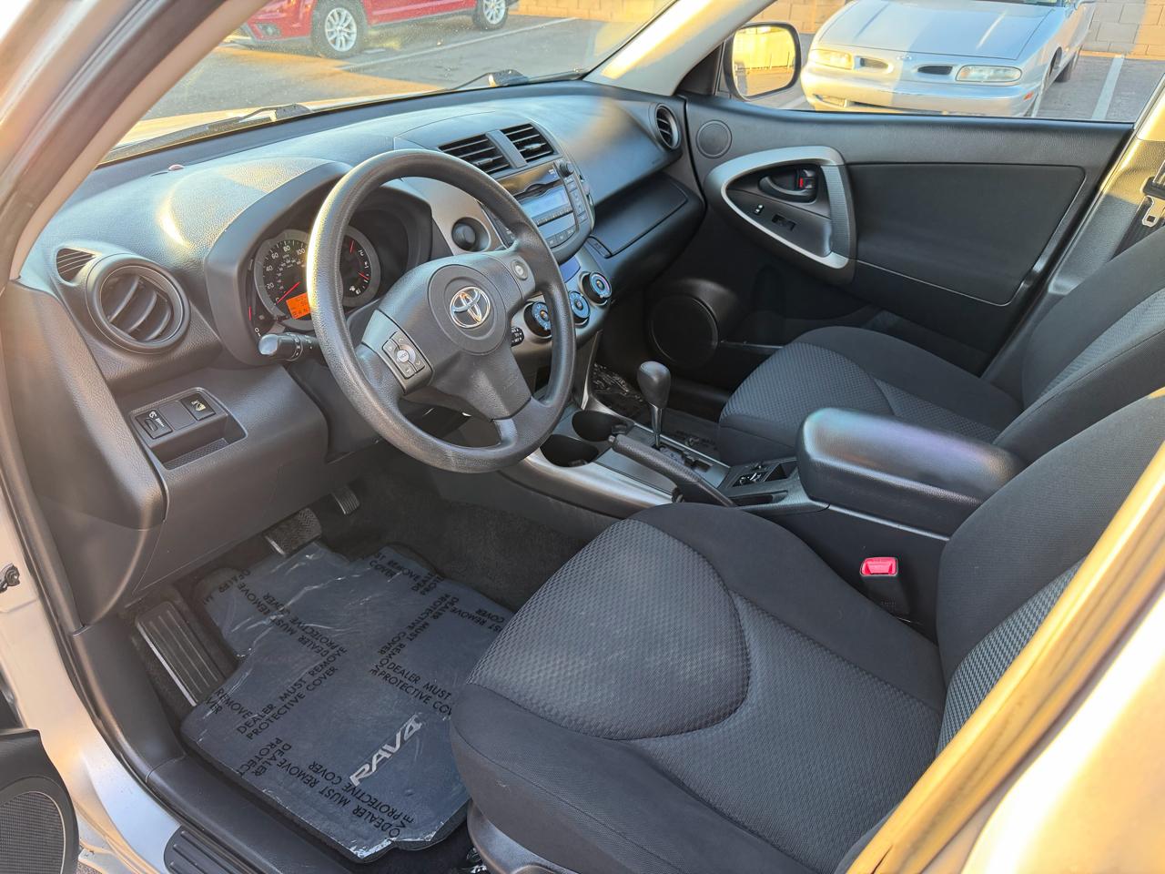 Toyota RAV4 FWD 4dr V6 5-Spd AT Sport (Natl) 2009