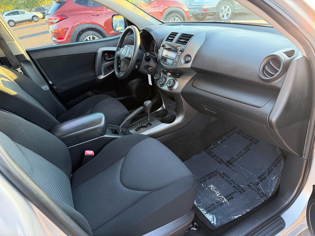 Toyota RAV4 FWD 4dr V6 5-Spd AT Sport (Natl) 2009