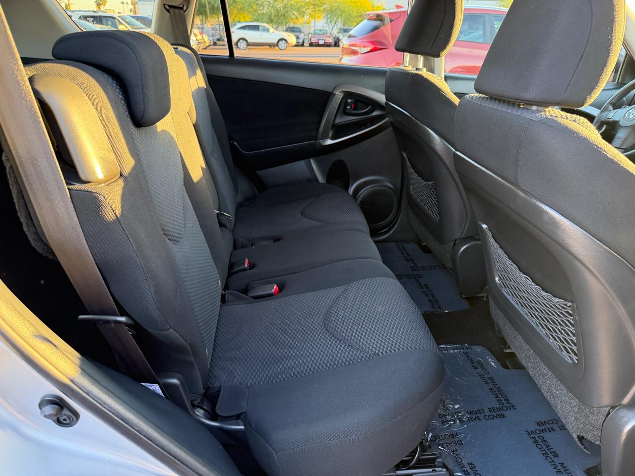 Toyota RAV4 FWD 4dr V6 5-Spd AT Sport (Natl) 2009