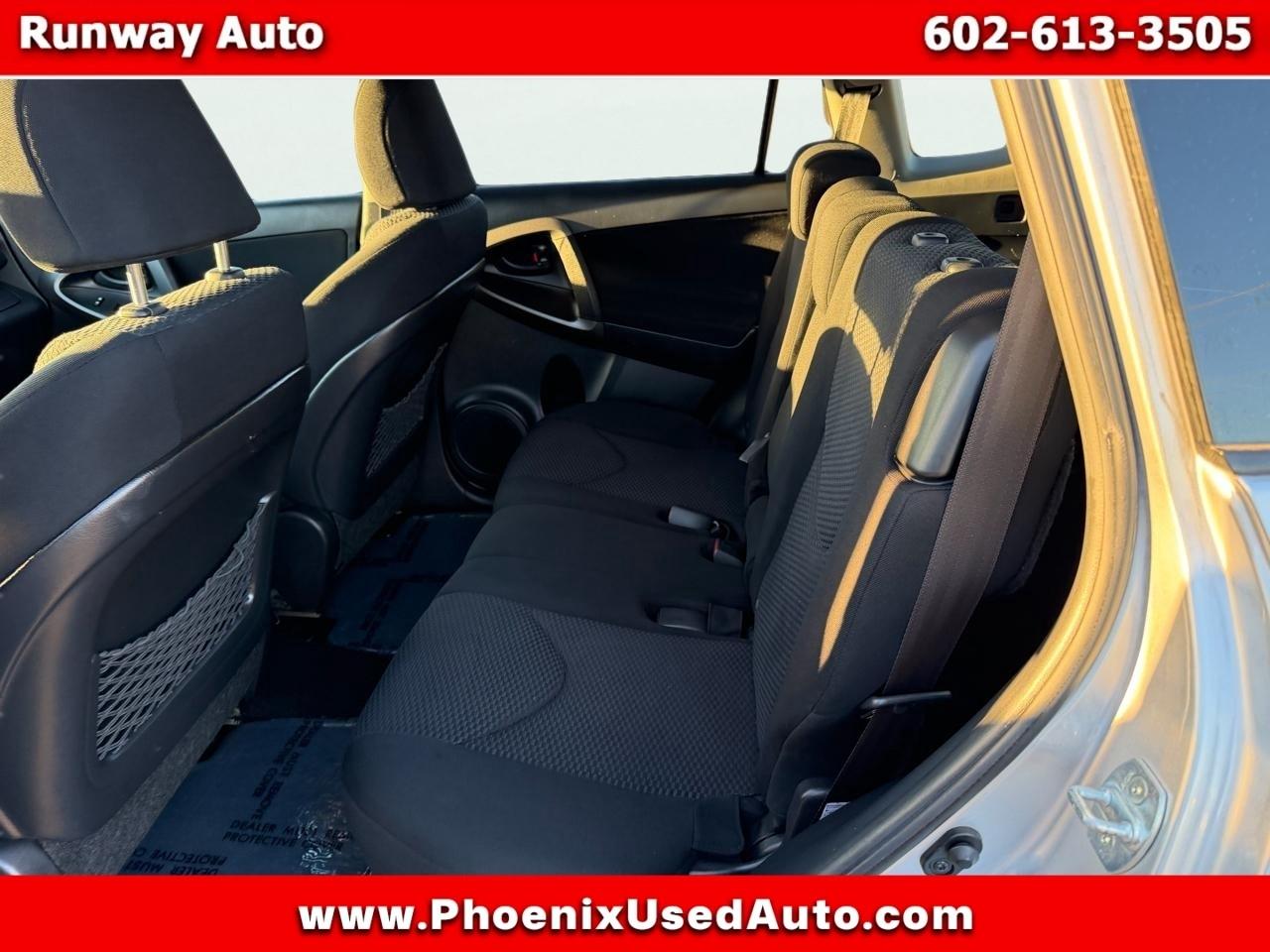 Toyota RAV4 FWD 4dr V6 5-Spd AT Sport (Natl) 2009