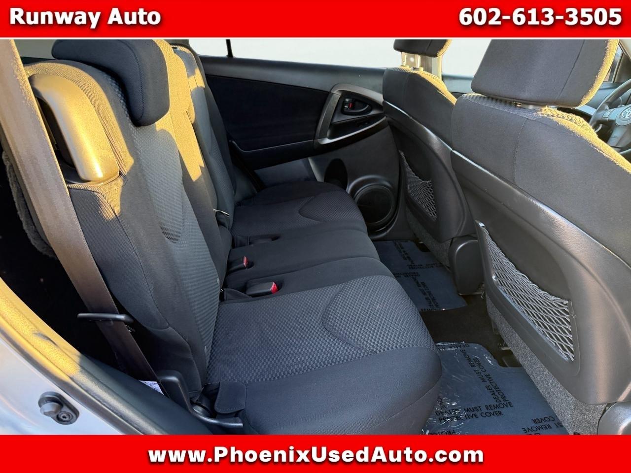 Toyota RAV4 FWD 4dr V6 5-Spd AT Sport (Natl) 2009