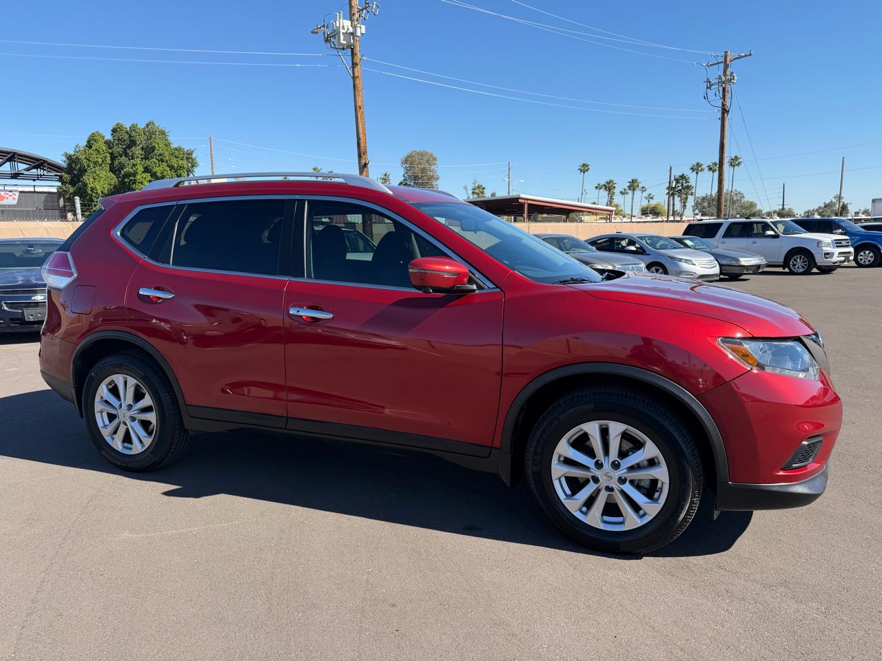 Nissan Rogue FWD 4dr SV 2016