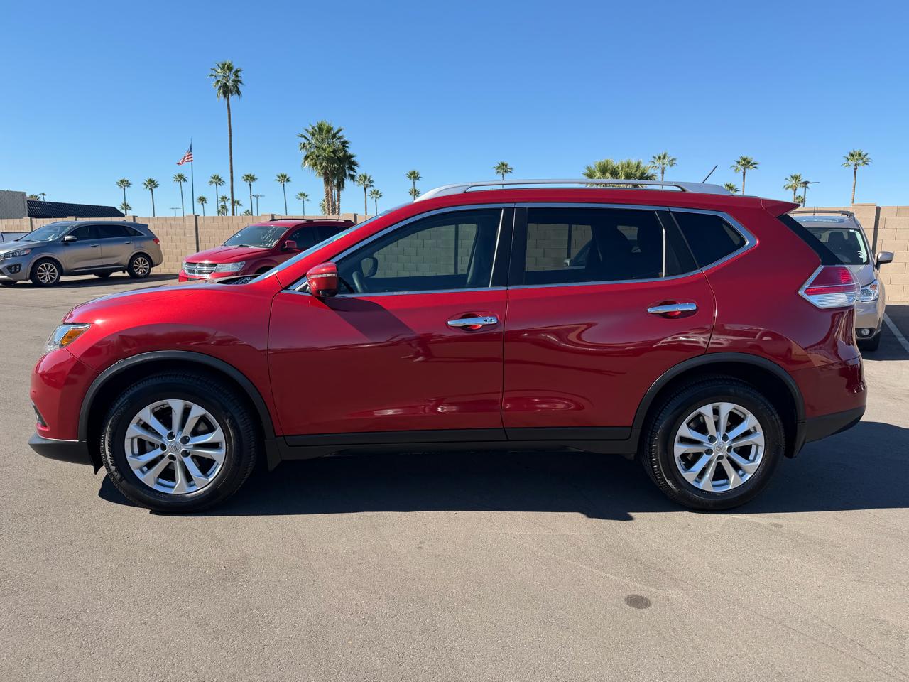 Nissan Rogue FWD 4dr SV 2016