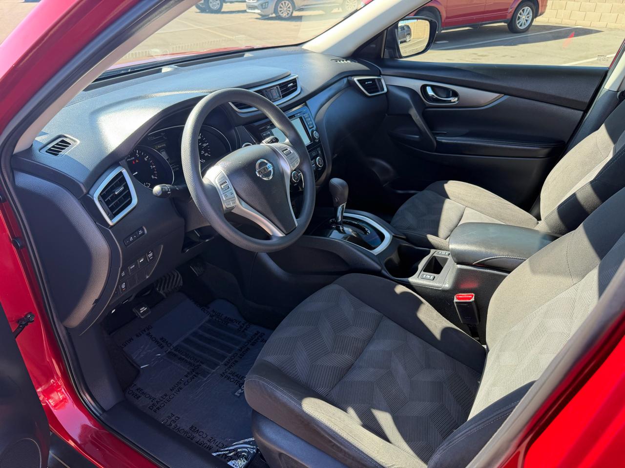 Nissan Rogue FWD 4dr SV 2016