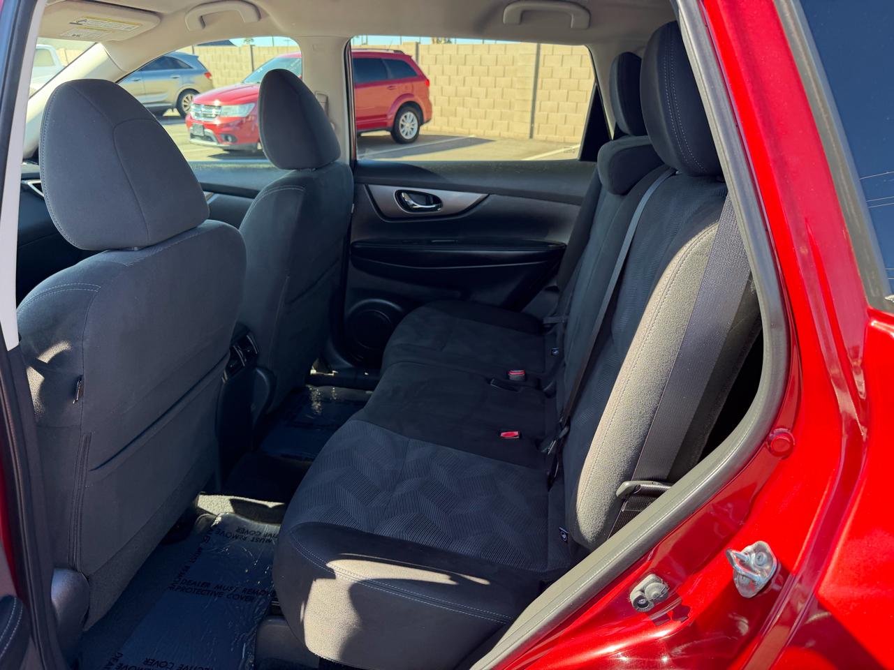 Nissan Rogue FWD 4dr SV 2016