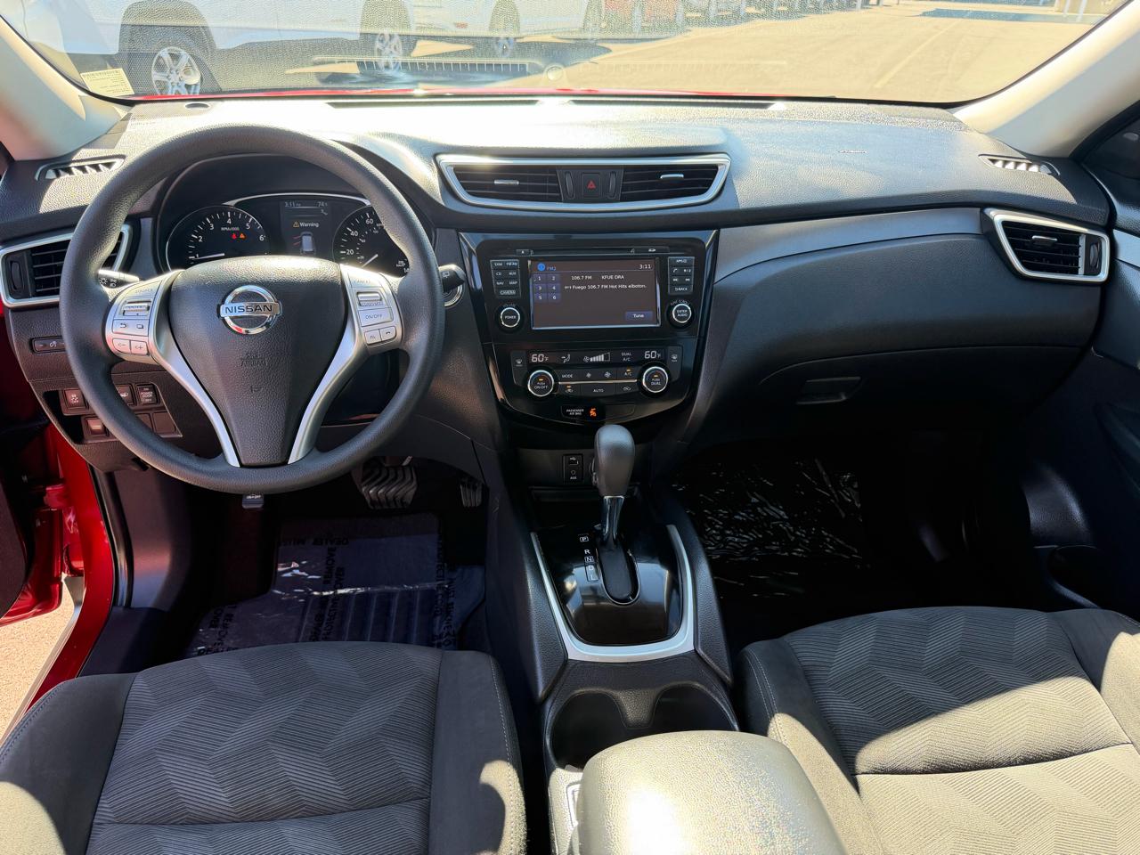 Nissan Rogue FWD 4dr SV 2016