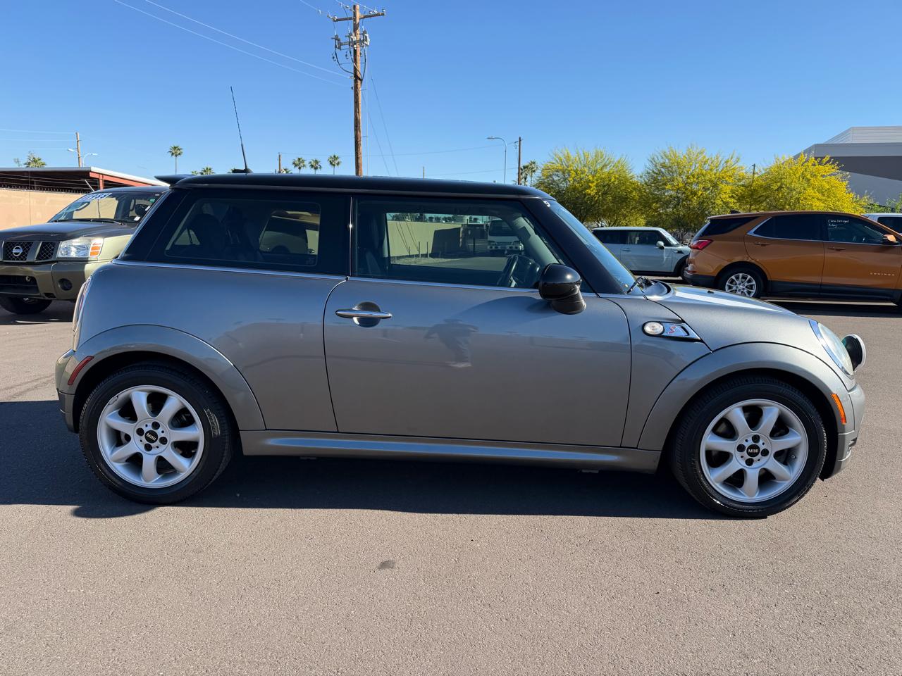 MINI Cooper Hardtop 2dr Cpe S 2010