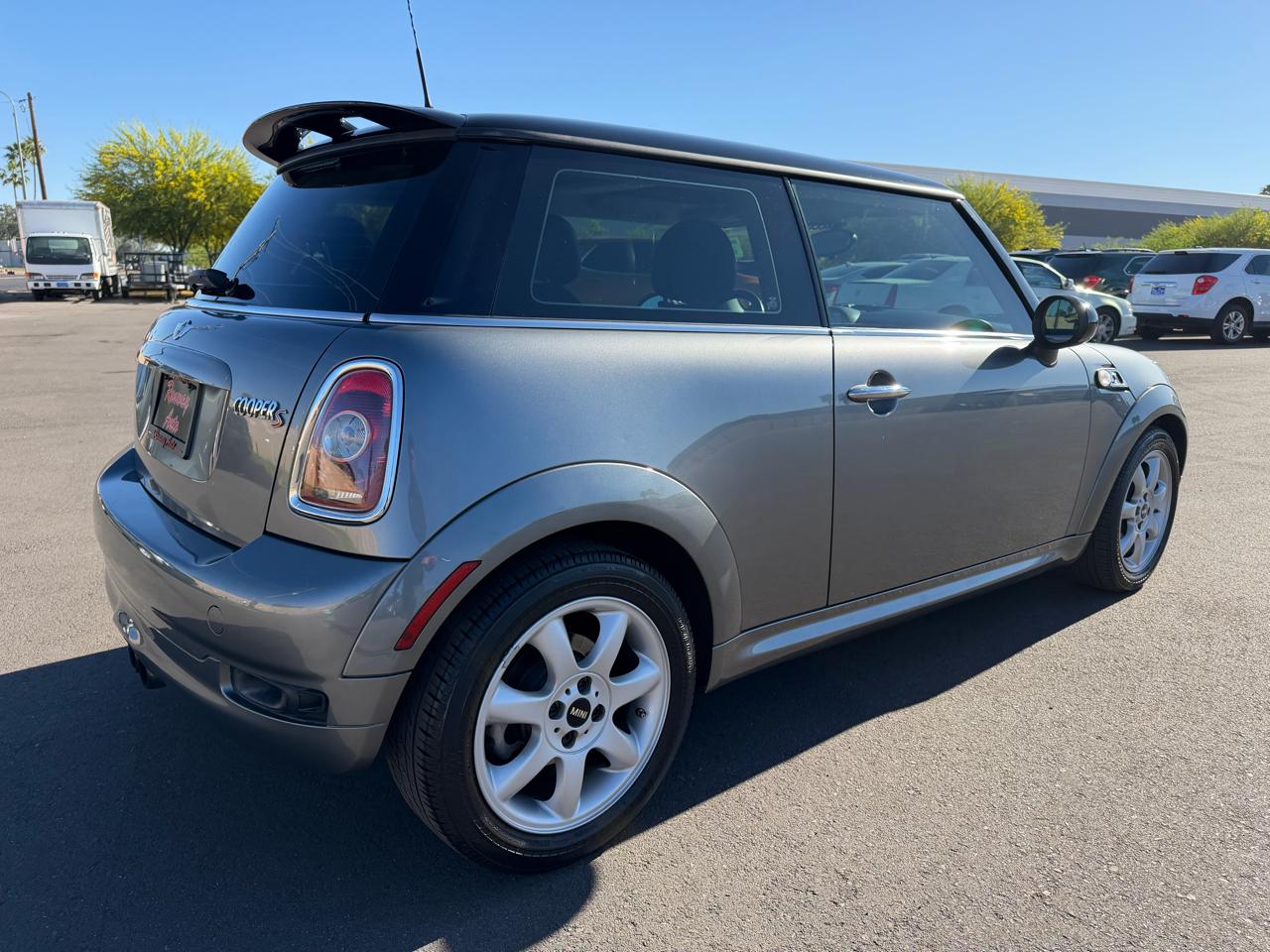 MINI Cooper Hardtop 2dr Cpe S 2010