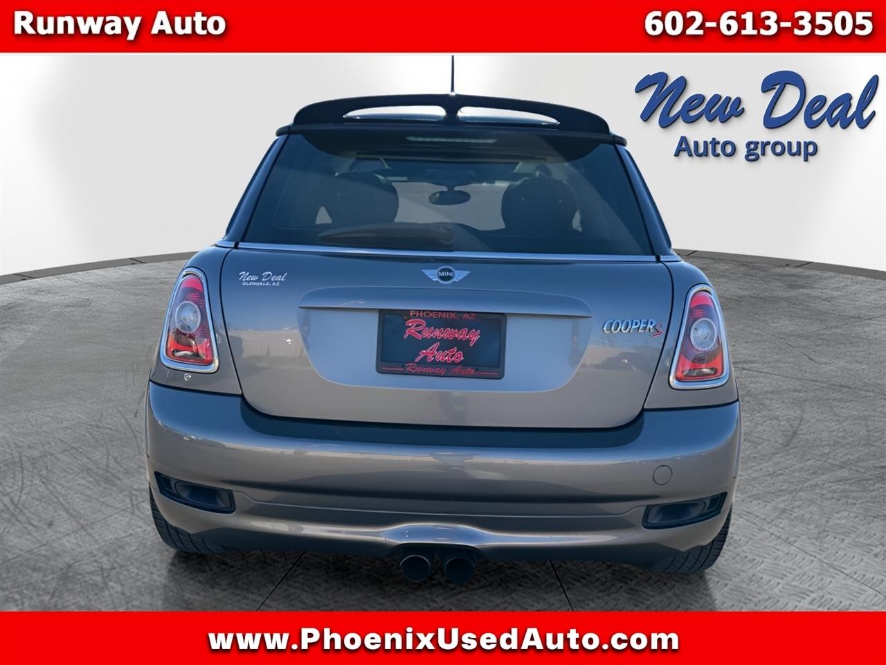 MINI Cooper Hardtop 2dr Cpe S 2010