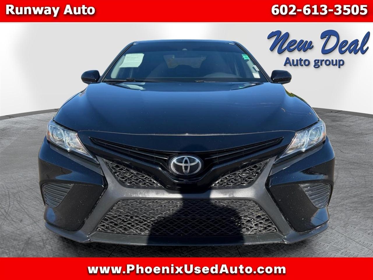 Toyota Camry XLE Auto (Natl) 2018