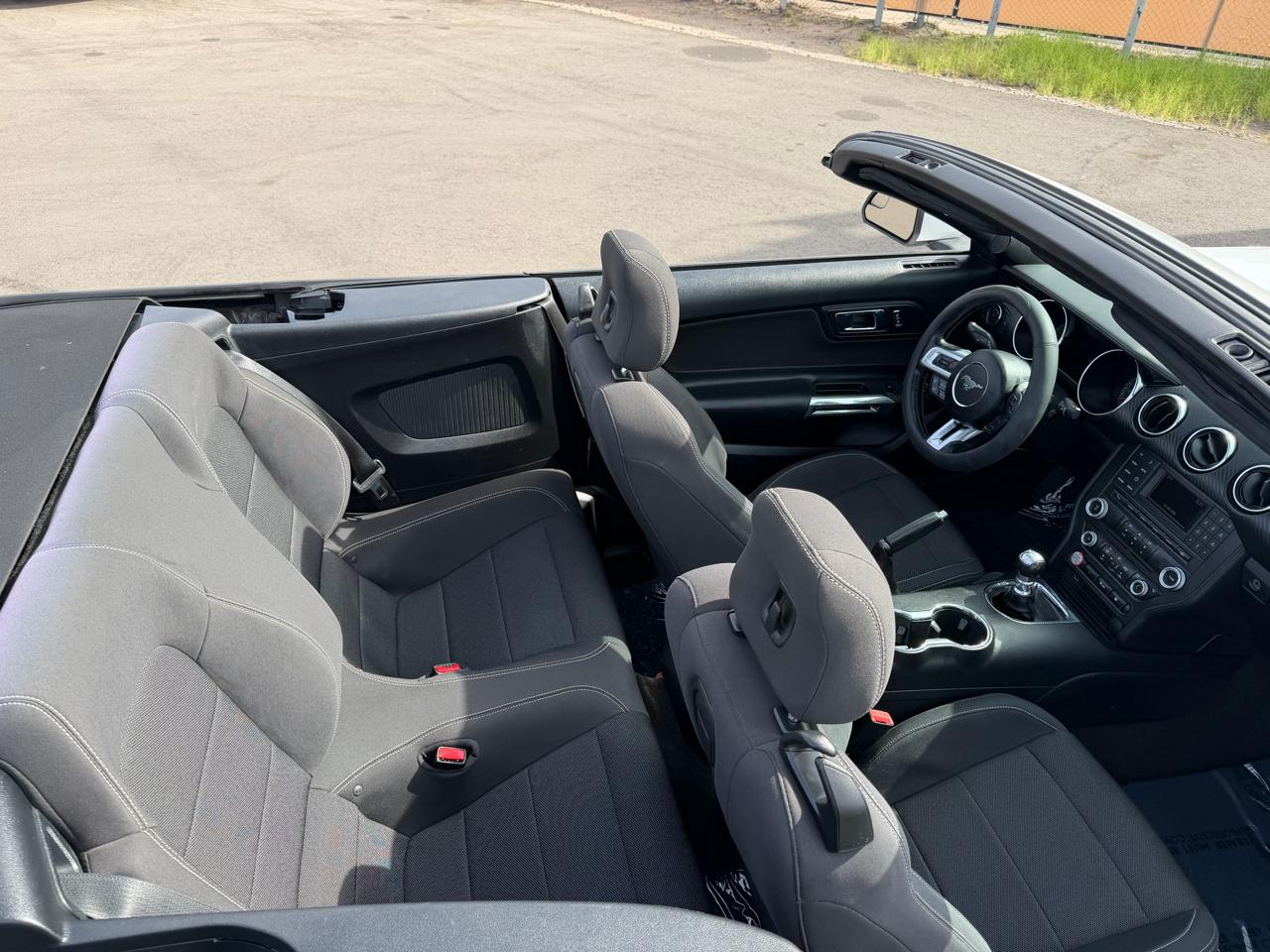 Ford Mustang V6 Convertible 2017