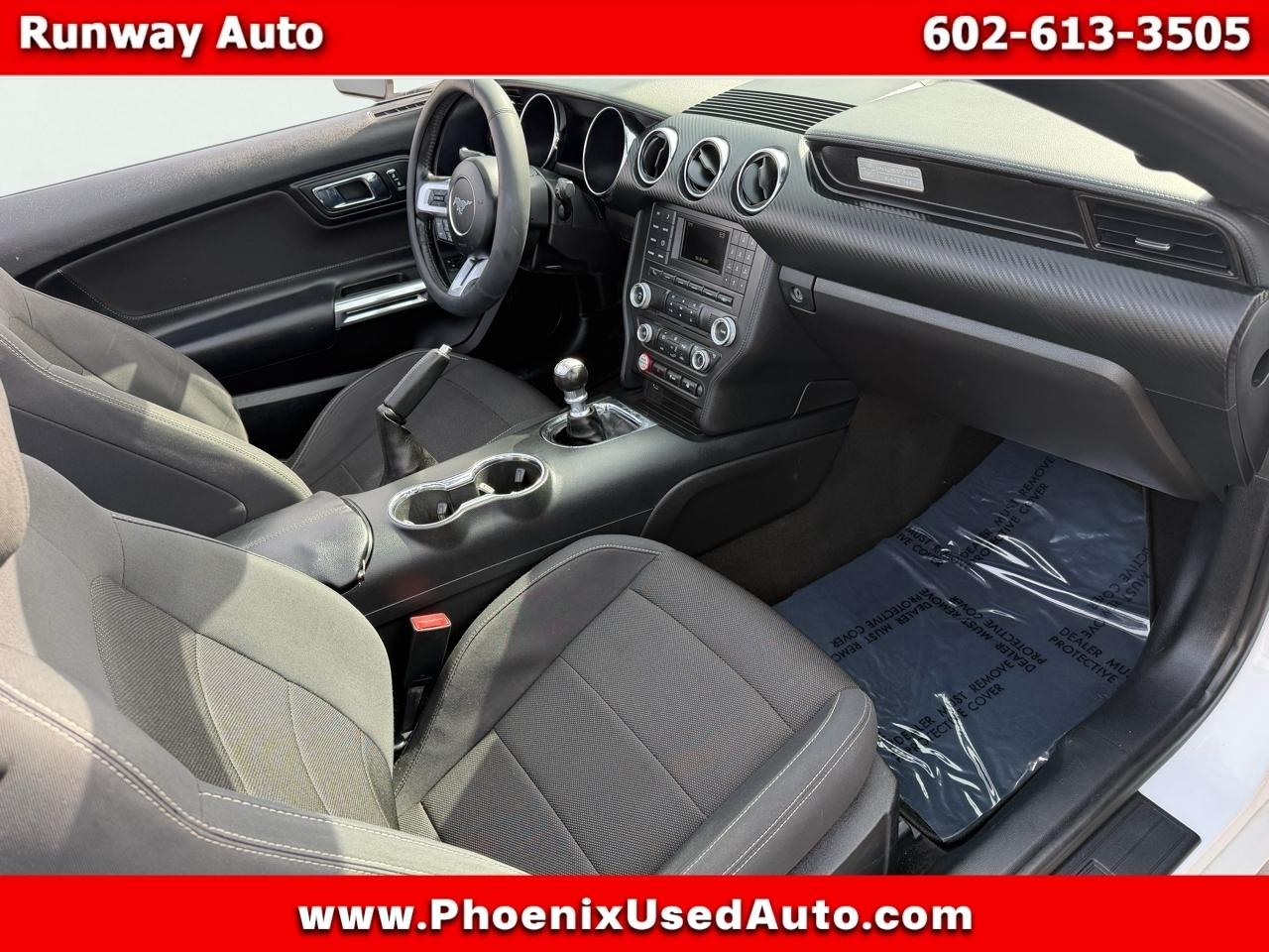 Ford Mustang V6 Convertible 2017