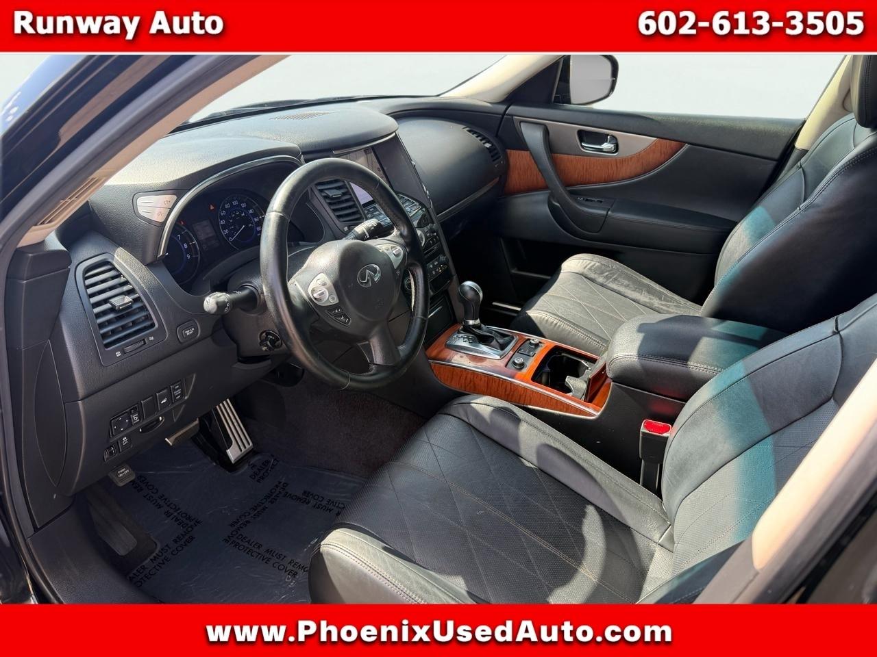 Infiniti QX70 RWD 4dr 2015