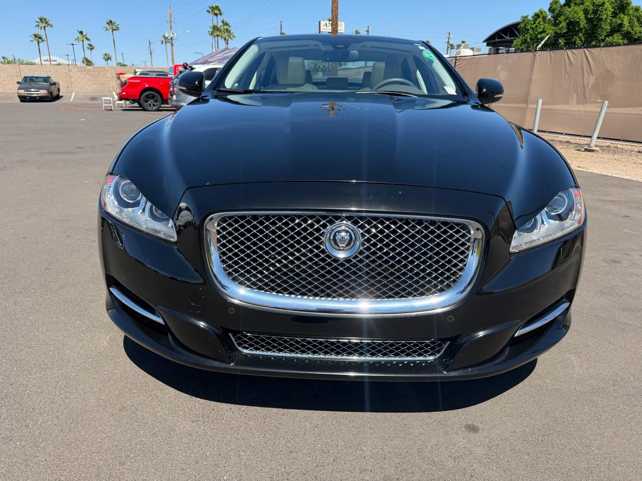 Jaguar XJ 4dr Sdn RWD 2013