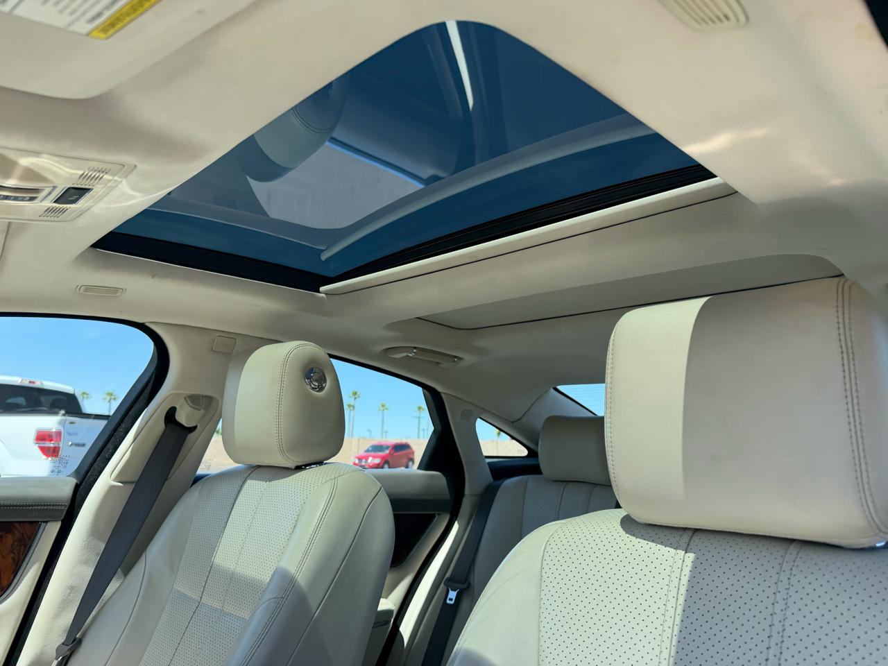 Jaguar XJ 4dr Sdn RWD 2013