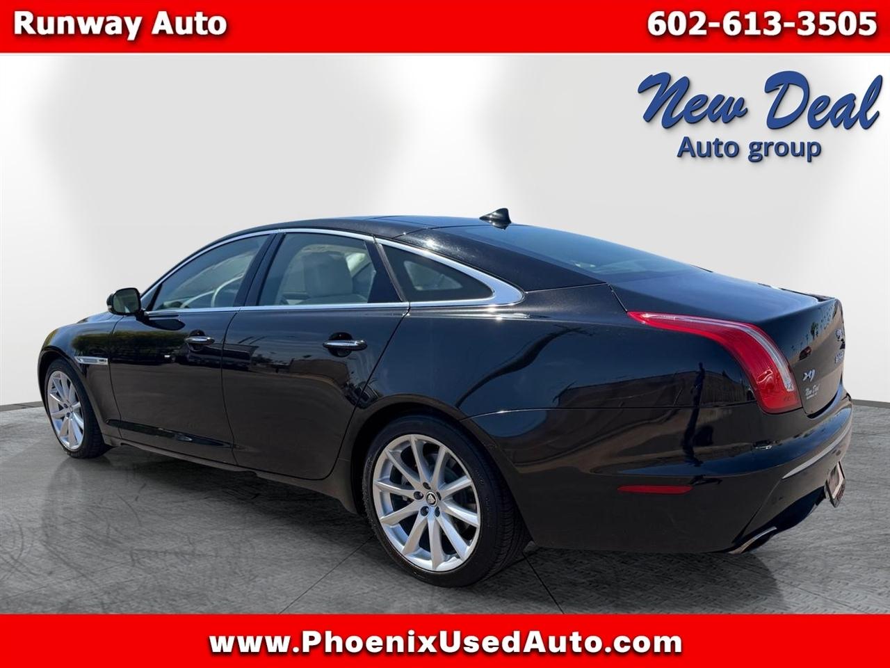Jaguar XJ 4dr Sdn RWD 2013