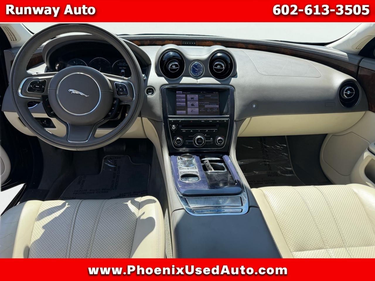 Jaguar XJ 4dr Sdn RWD 2013