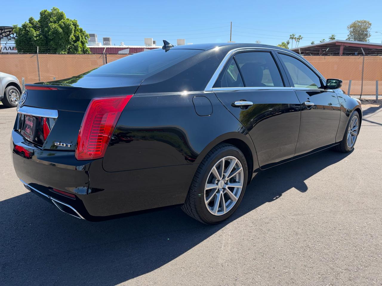Cadillac CTS Sedan 4dr Sdn 2.0L Turbo Luxury RWD 2014