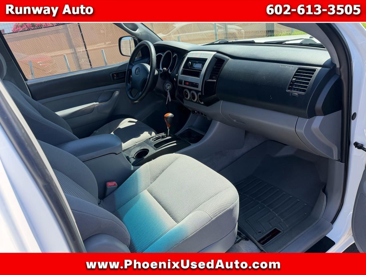 Toyota Tacoma 4WD Access Cab I4 AT (Natl) 2011