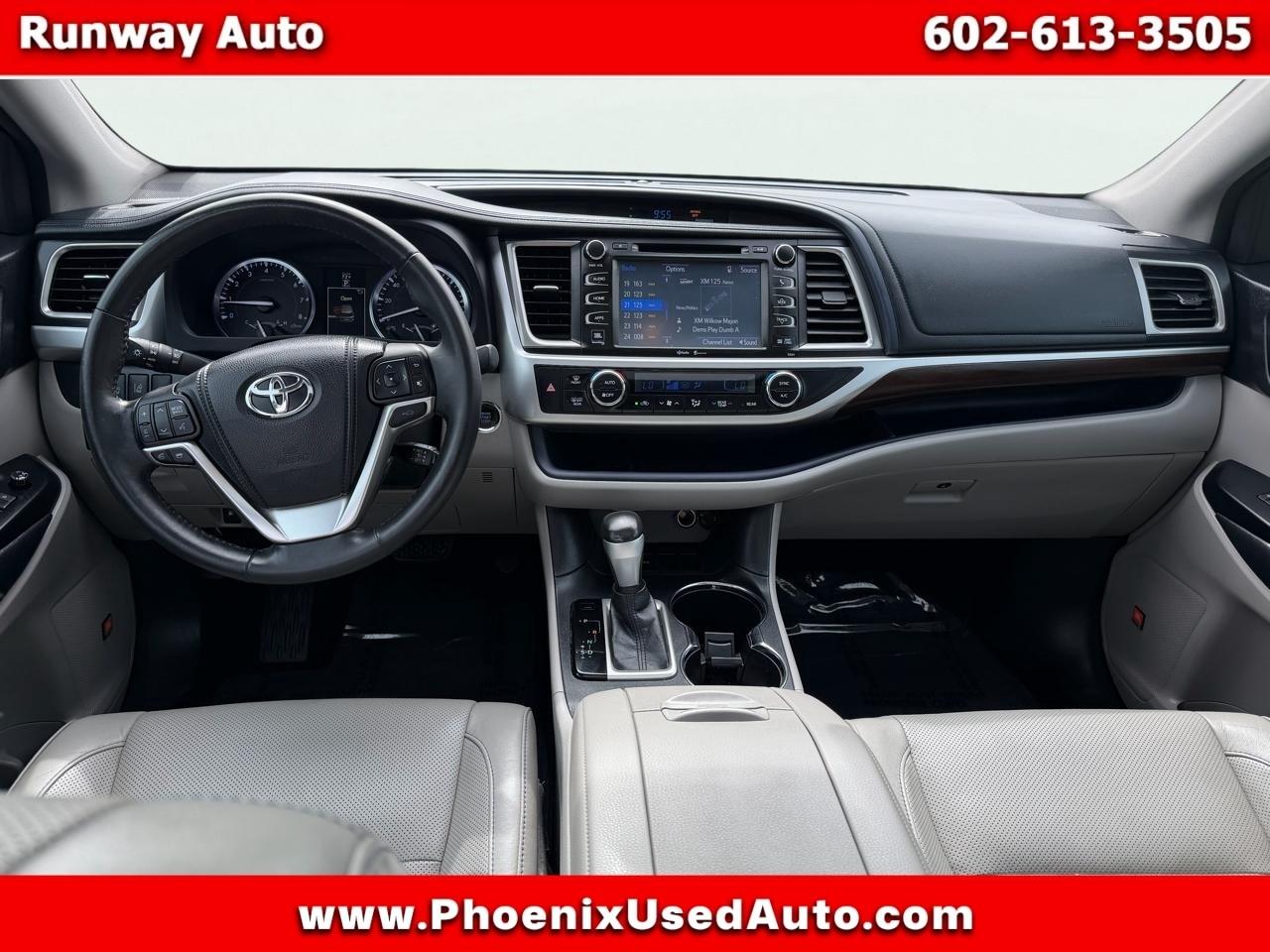 Toyota Highlander FWD 4dr V6 Limited (Natl) 2015