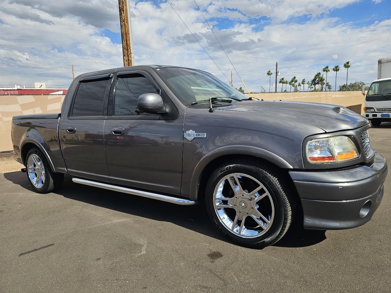 Ford F-150 2WD SuperCrew 145" Harley-Davidson 2002