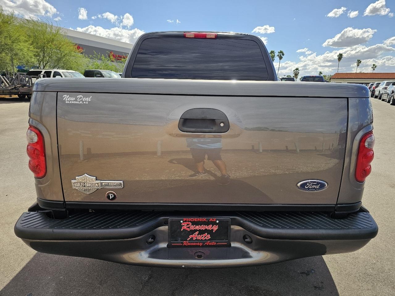 Ford F-150 2WD SuperCrew 145" Harley-Davidson 2002