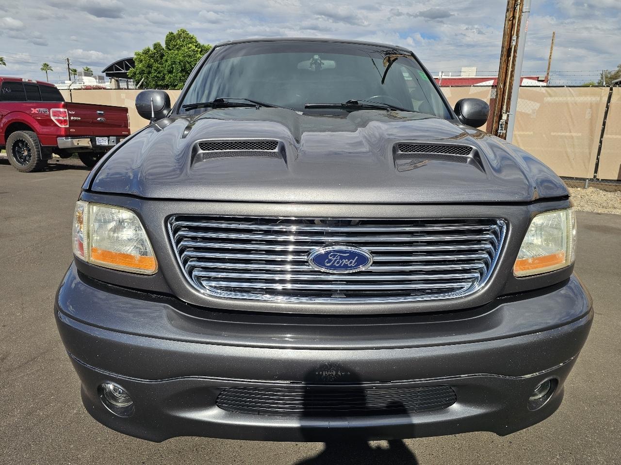 Ford F-150 2WD SuperCrew 145" Harley-Davidson 2002