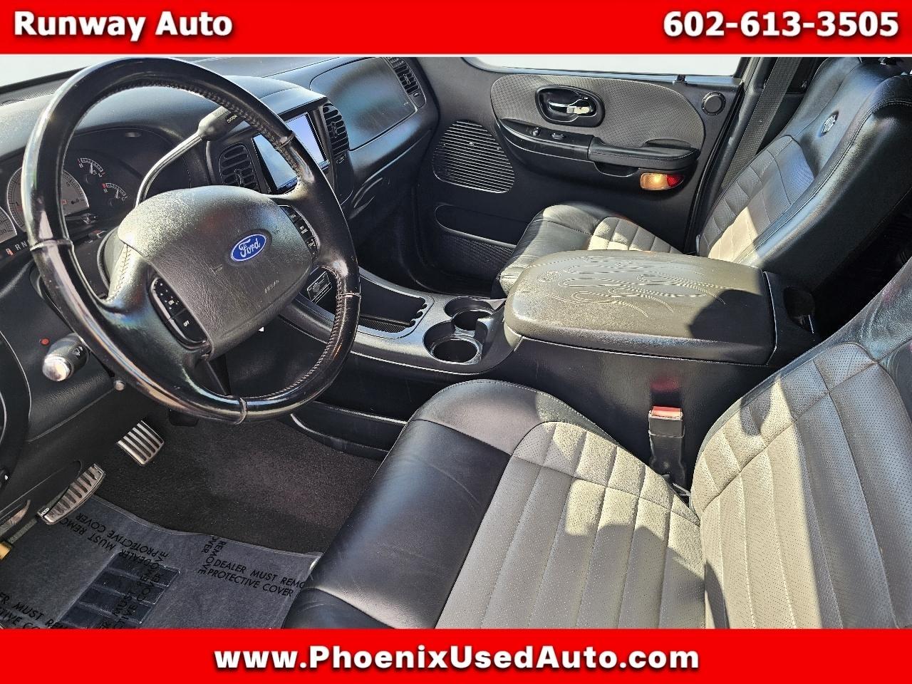 Ford F-150 2WD SuperCrew 145" Harley-Davidson 2002