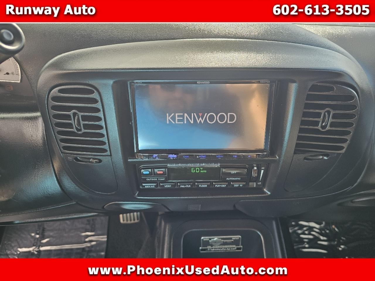 Ford F-150 2WD SuperCrew 145" Harley-Davidson 2002