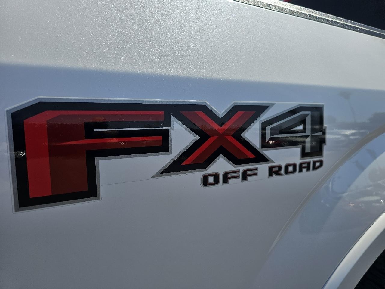 Ford F-150 Lariat SuperCrew 4WD 2019