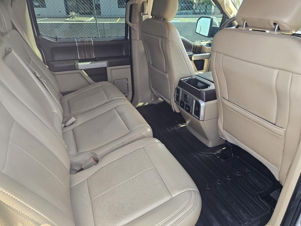 Ford F-150 Lariat SuperCrew 4WD 2019