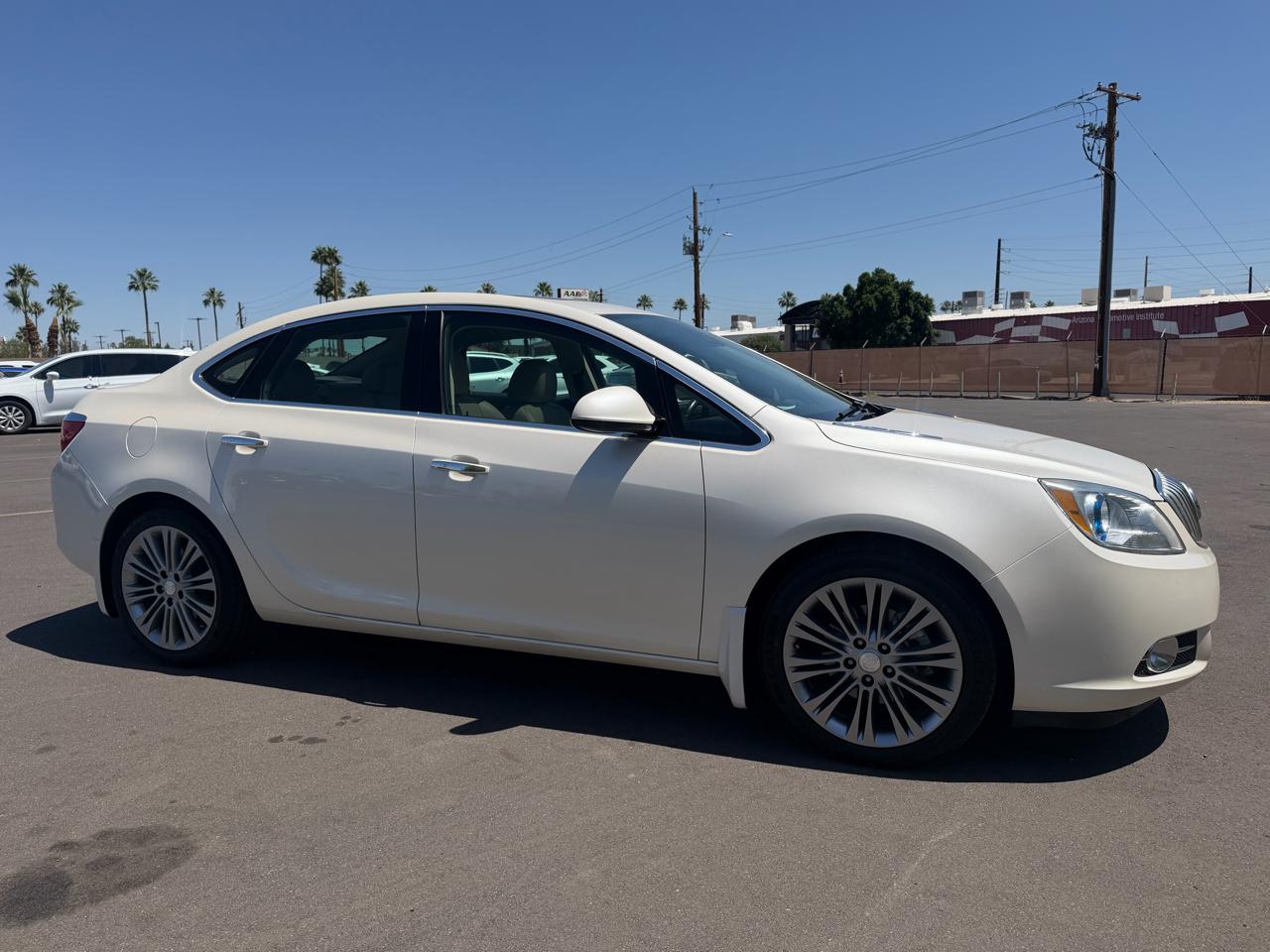Buick Verano 4dr Sdn Premium Group 2014